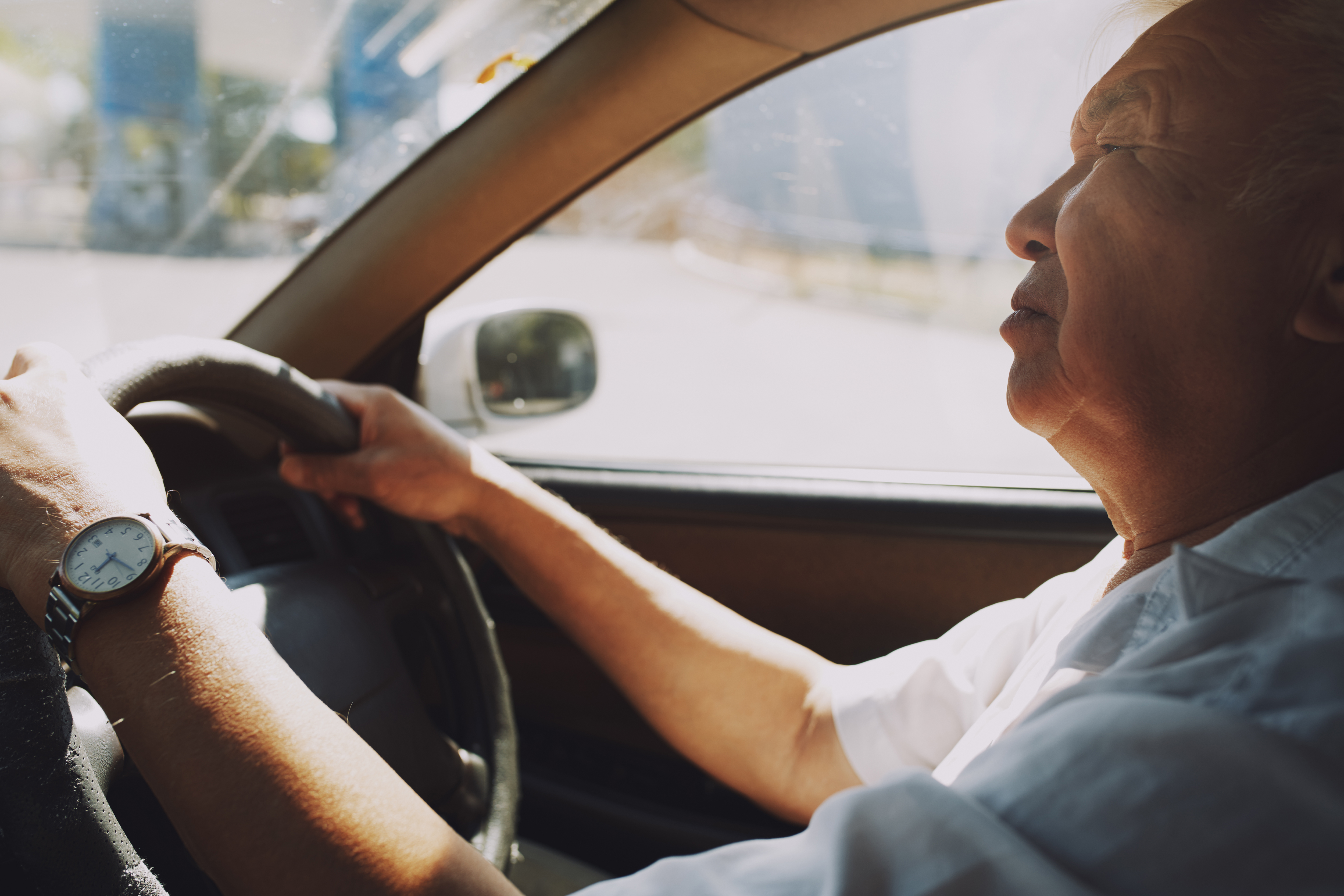 Safety Tips For Seniors While Driving With A Walking Boot