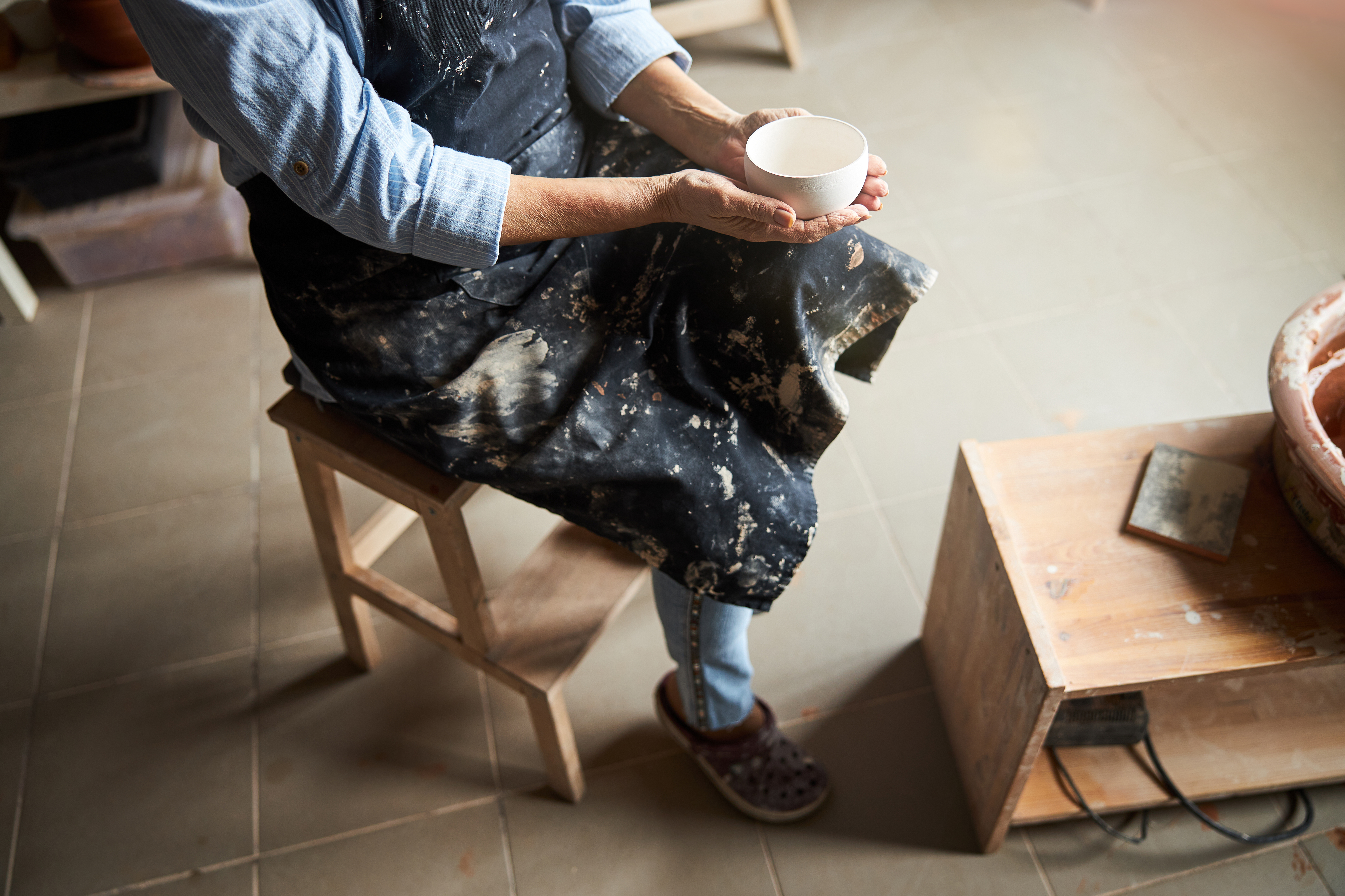 Your Guide To The Perfect Step Stools For Your Senior Loved One